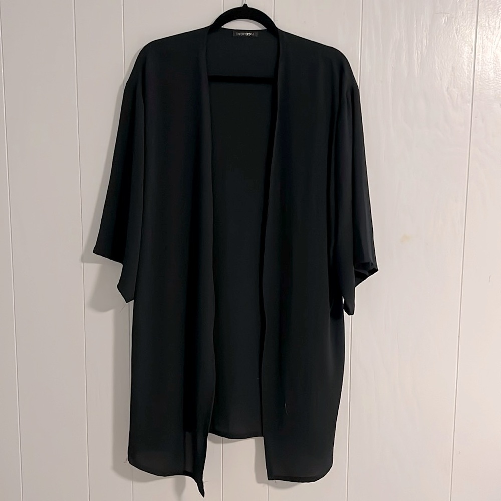Black Kimono -Medium